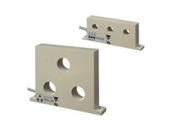 Three phase CT with output 0,4 - 4 V DC for use with over and under current monitoring relays. Carlo Gavazzi