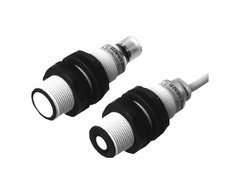 Ultrasonic sensors with 1 analog output. Sensing range: 40 - 300 mm , 80 - 800 mm