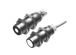 Metal ultrasonic sensors with 1 digital output. Sensing range: 40 - 300 mm , 80 - 800 mm